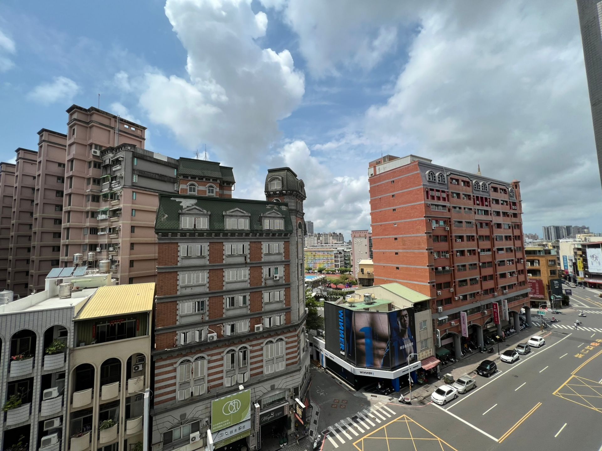 台南大學｜崇學路文化江山｜東區市中心3+1房裝潢平車